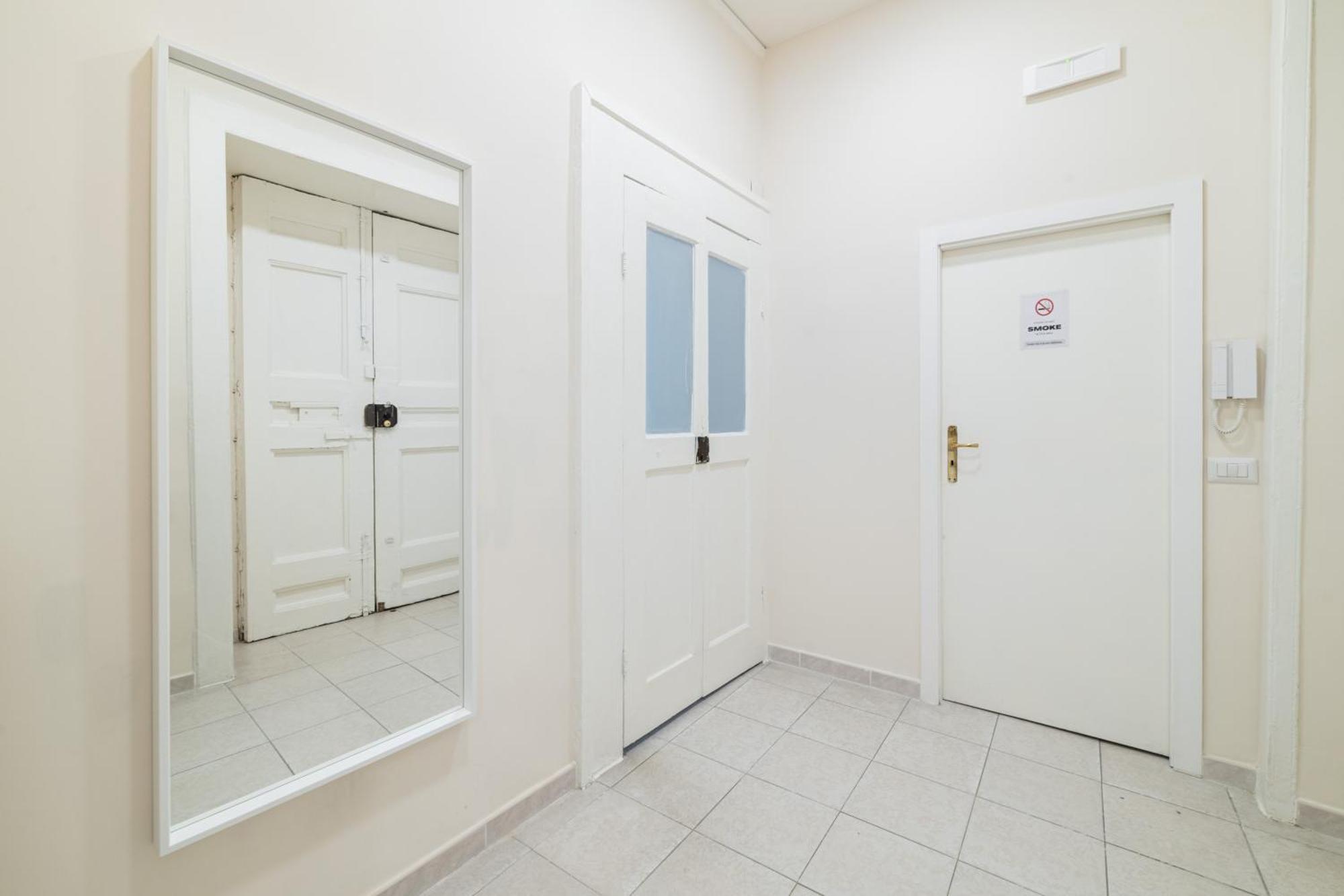 31 Saint Paul'S Apartment By Domusextra Napoli Esterno foto